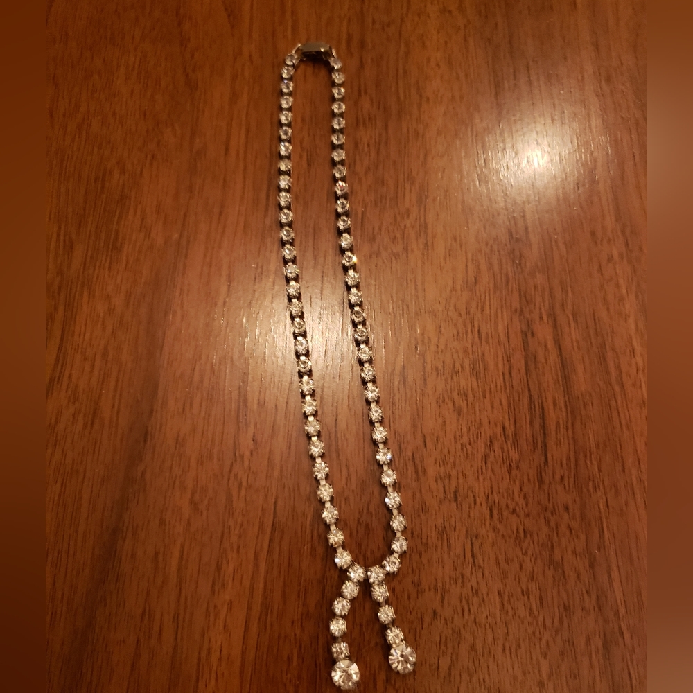 Vintage Silver Rhinestone Necklace
